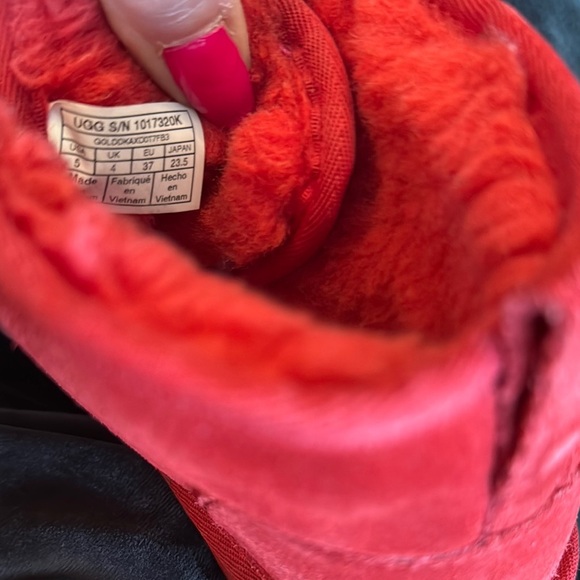 UGG Red Suede lace Booties 5 EUC - Picture 17 of 17